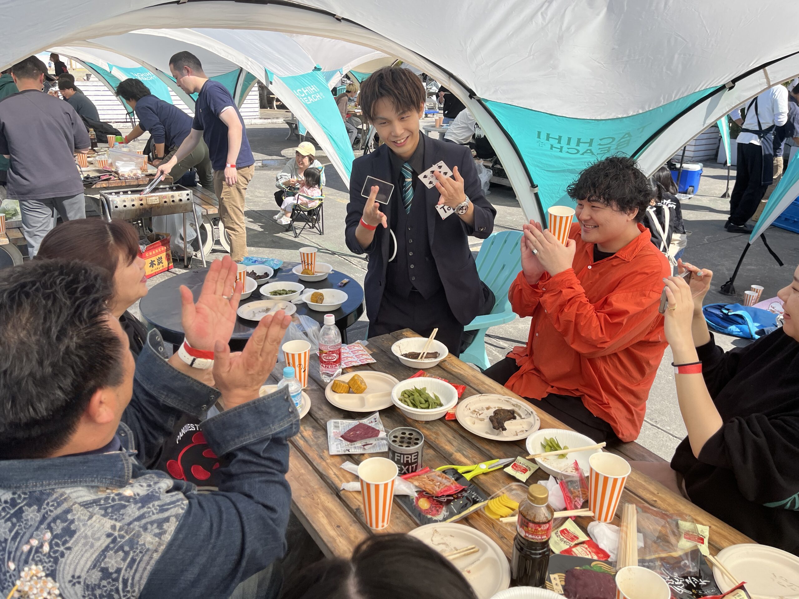 テーブルマジック写真