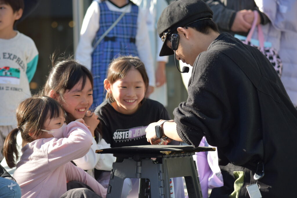 子どもたちと楽しむ参加型マジック